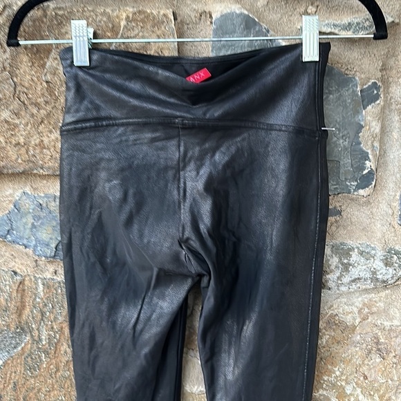 Spanx High Waisted Faux Leather Leggings in Black Size Small - Picture 8 of 9